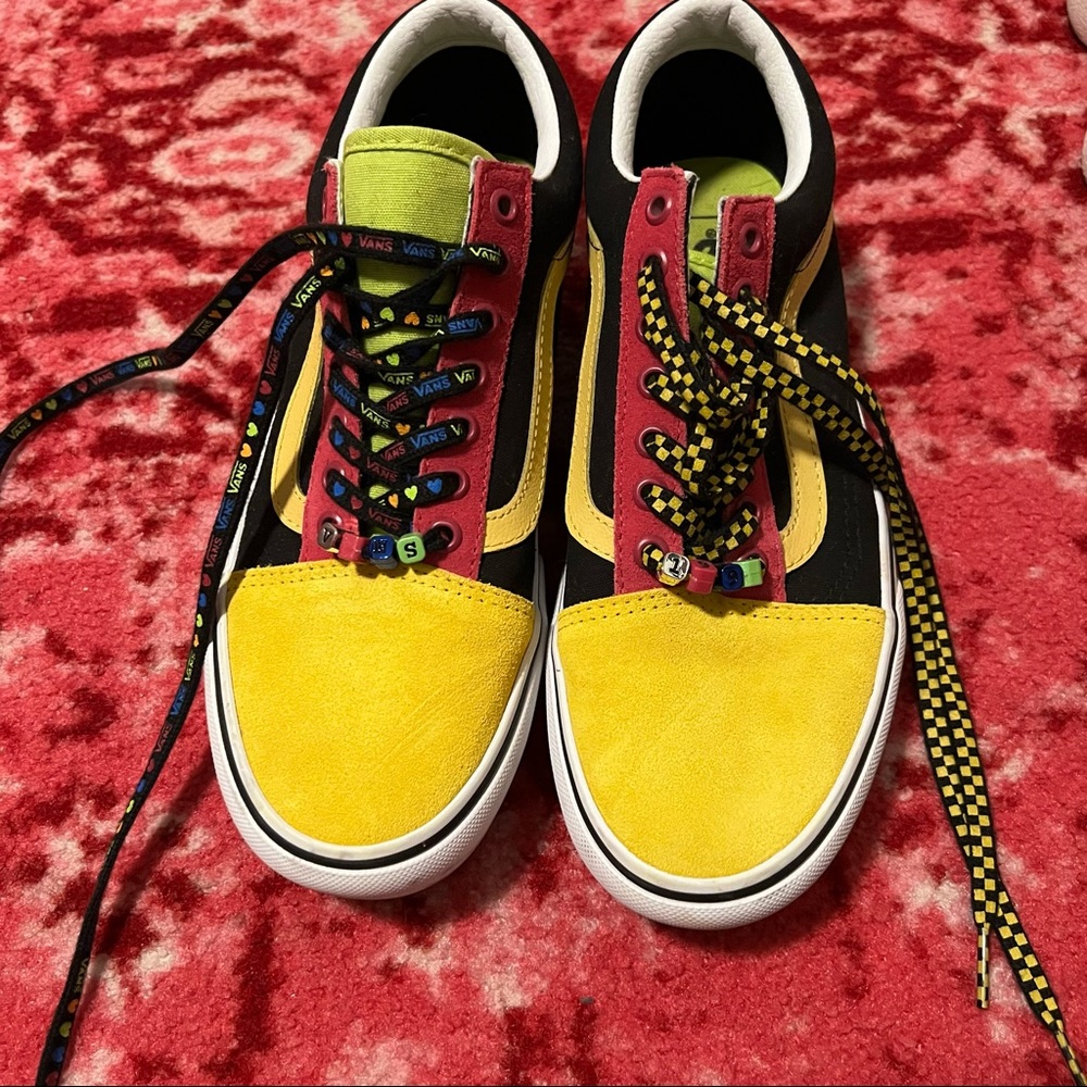 multi color low tap sk8r vans
